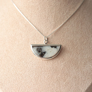 Dawn Collection. Silver Half-moon Necklace with Lichen